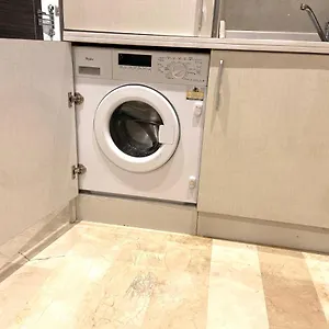 In Town - -comfortable-in Racine Appartement