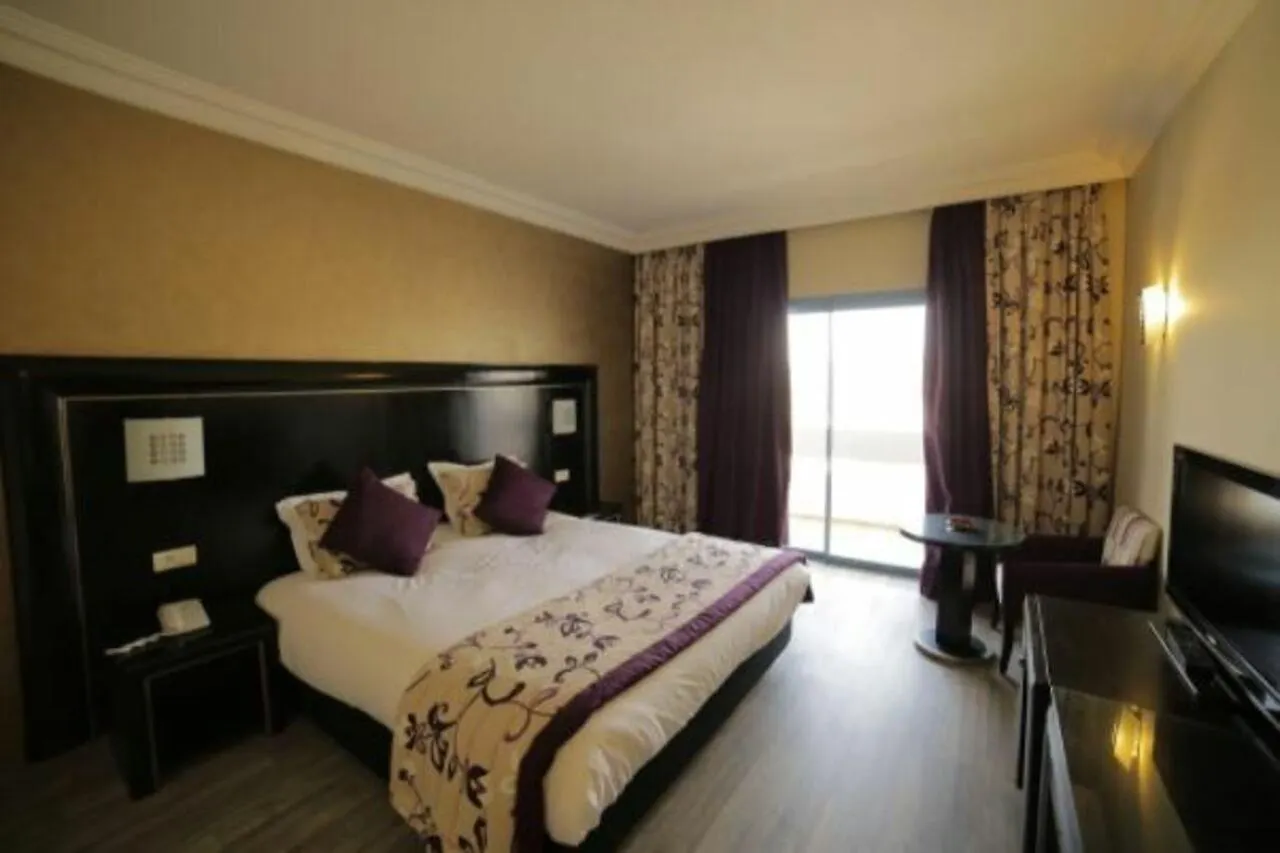 Hotel Suisse Касабланка