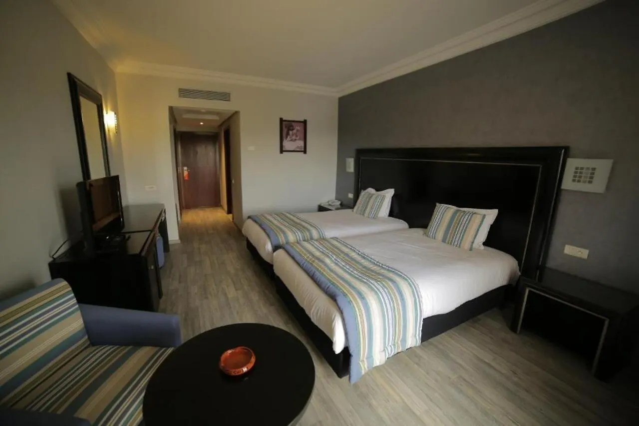Hotel Suisse Касабланка 4*,